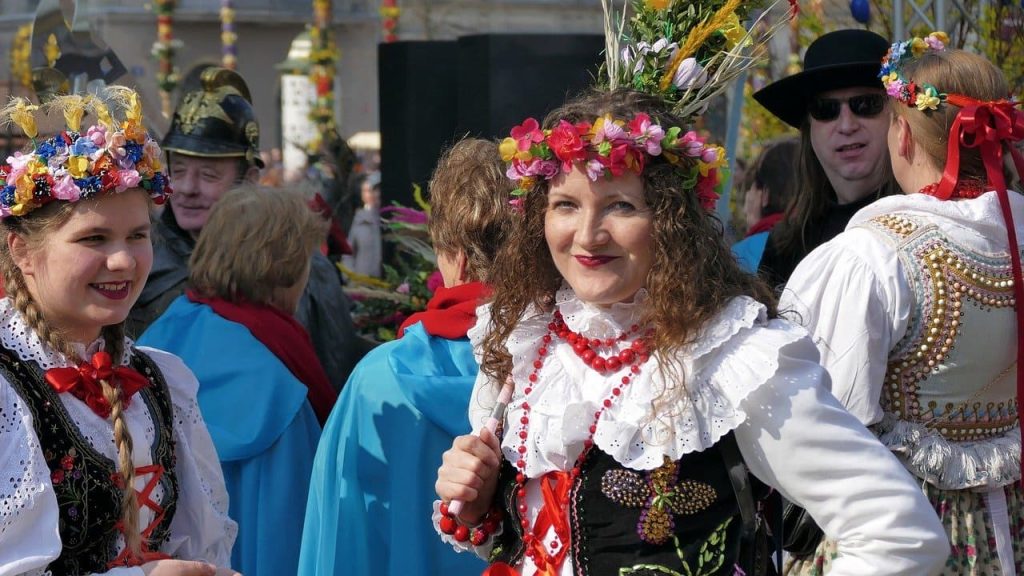 lany poniedzialek śmigus dyngus tradycja polska